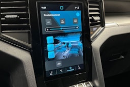 musta Volkswagen Amarok 2023 kuva 20.