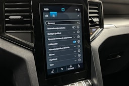 musta Volkswagen Amarok 2023 kuva 23.