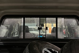 musta Volkswagen Amarok 2023 kuva 34.