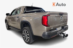 Harmaa Volkswagen Amarok 2023 kuva 2.