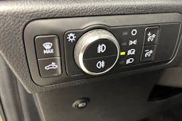 Harmaa Volkswagen Amarok 2023 kuva 32.