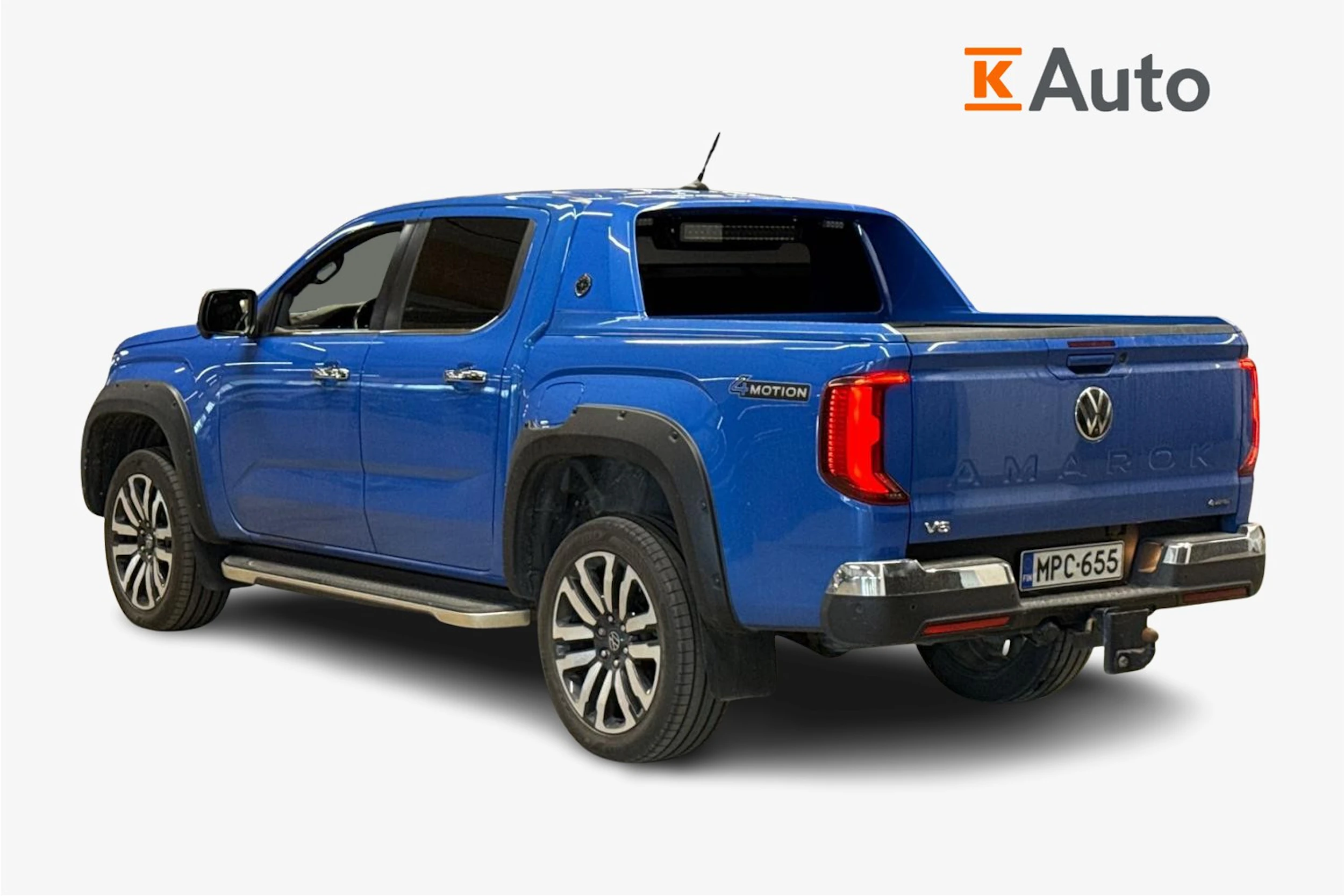 sininen Volkswagen Amarok 2023 kuva 2.