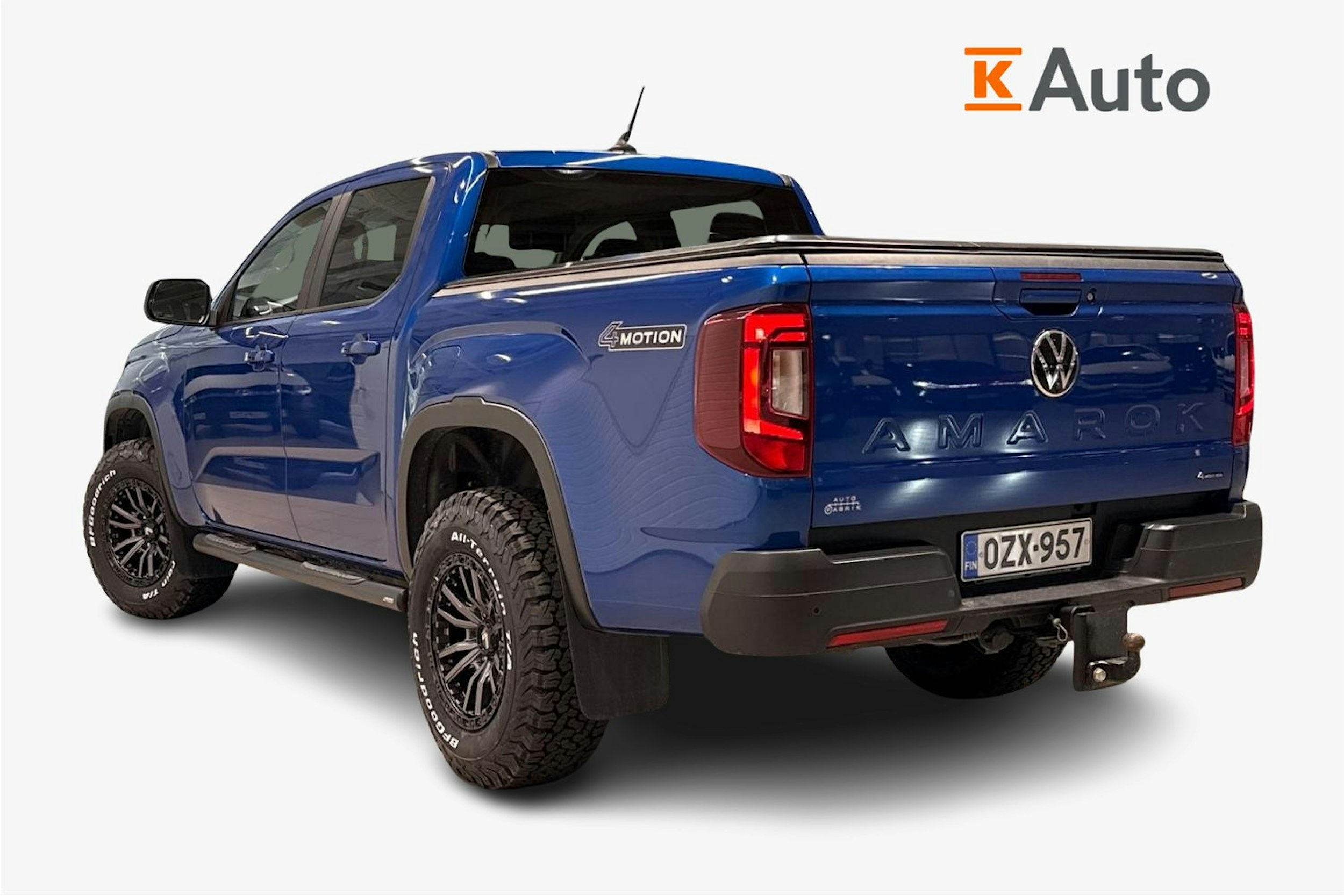 Sininen Volkswagen Amarok 2023 kuva 2.