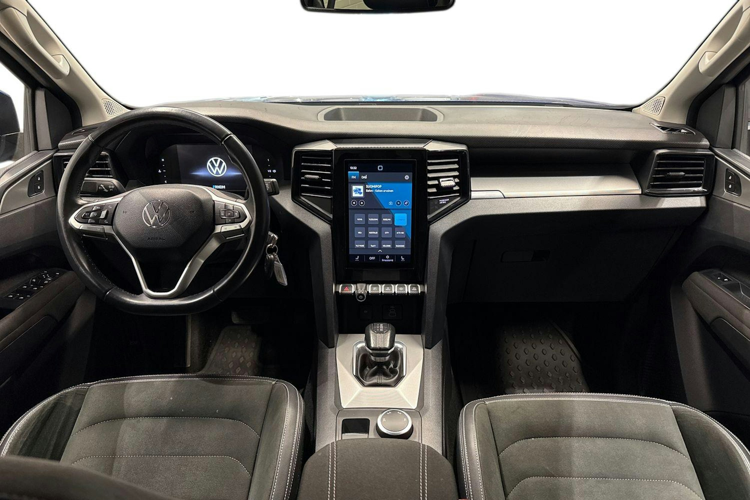 Sininen Volkswagen Amarok 2023 kuva 3.