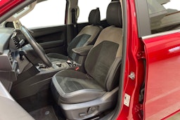 punainen Volkswagen Amarok 2023 kuva 7.