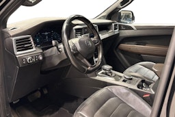 musta Volkswagen Amarok 2023 kuva 8.