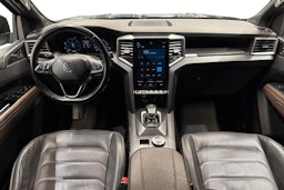 musta Volkswagen Amarok 2023 kuva 9.