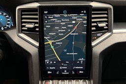 musta Volkswagen Amarok 2023 kuva 24.