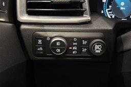 musta Volkswagen Amarok 2023 kuva 28.