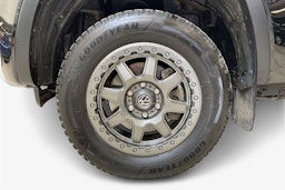 musta Volkswagen Amarok 2024 kuva 12.