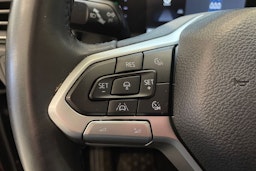 musta Volkswagen Amarok 2024 kuva 17.