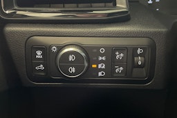 musta Volkswagen Amarok 2024 kuva 28.