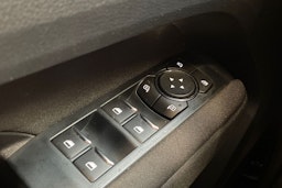 musta Volkswagen Amarok 2024 kuva 29.