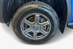 Sininen Volkswagen Amarok 2024 kuva 12.
