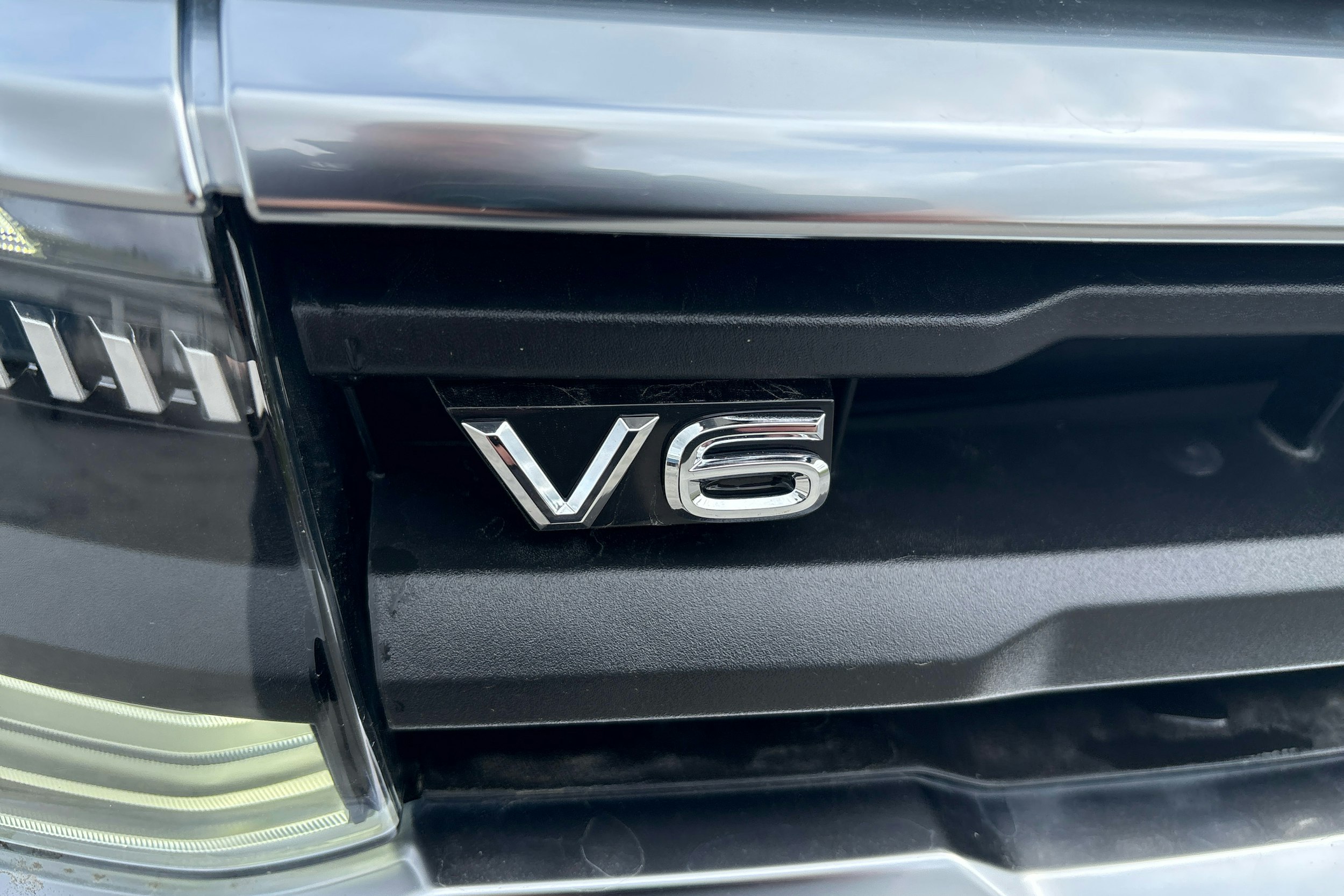 valkoinen Volkswagen Amarok 2024 kuva 14.
