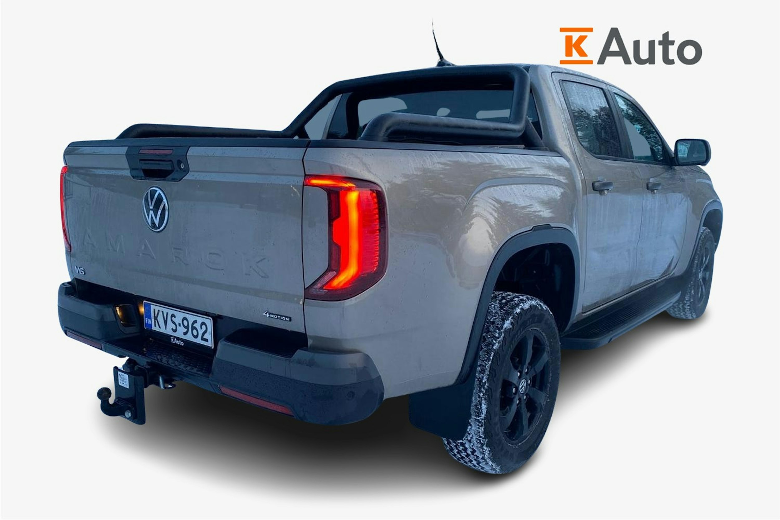 harmaa Volkswagen Amarok 2024 kuva 3.
