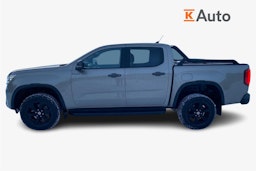 harmaa Volkswagen Amarok 2024 kuva 7.