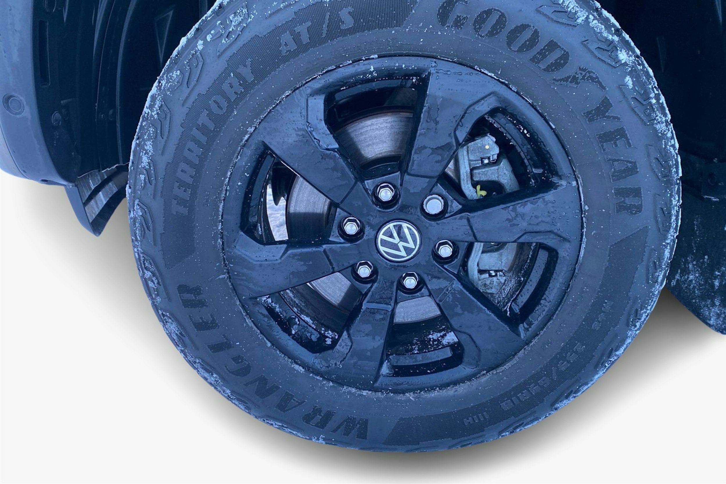 harmaa Volkswagen Amarok 2024 kuva 12.