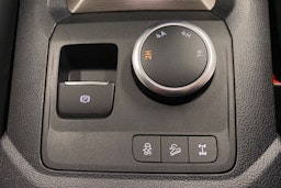sininen Volkswagen Amarok 2024 kuva 25.