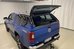 sininen Volkswagen Amarok 2024 kuva 31.