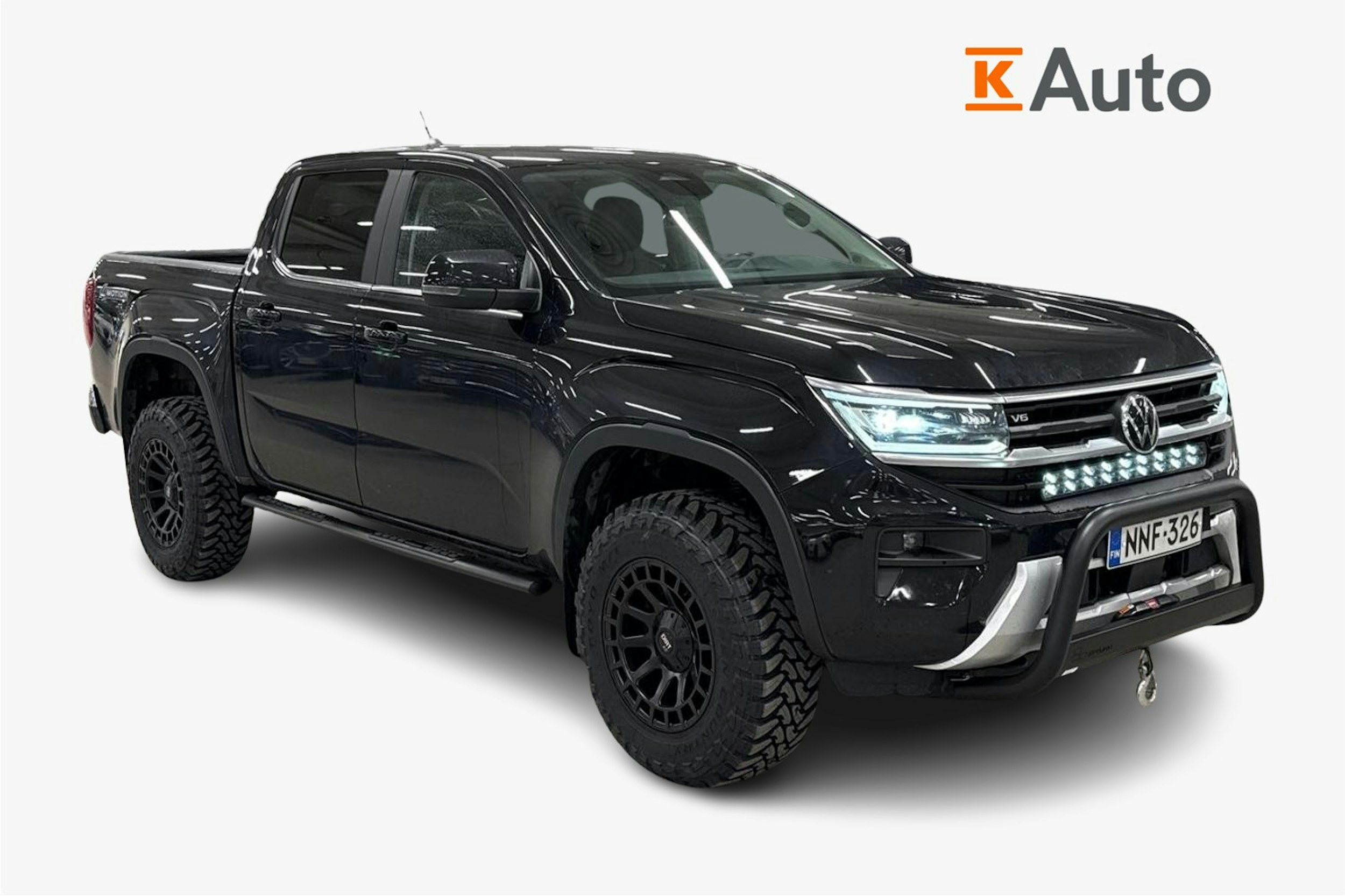 Musta Volkswagen Amarok 2024 kuva 1.