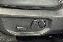 valkoinen Volkswagen Amarok 2024 kuva 20.