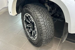 valkoinen Volkswagen Amarok 2024 kuva 31.