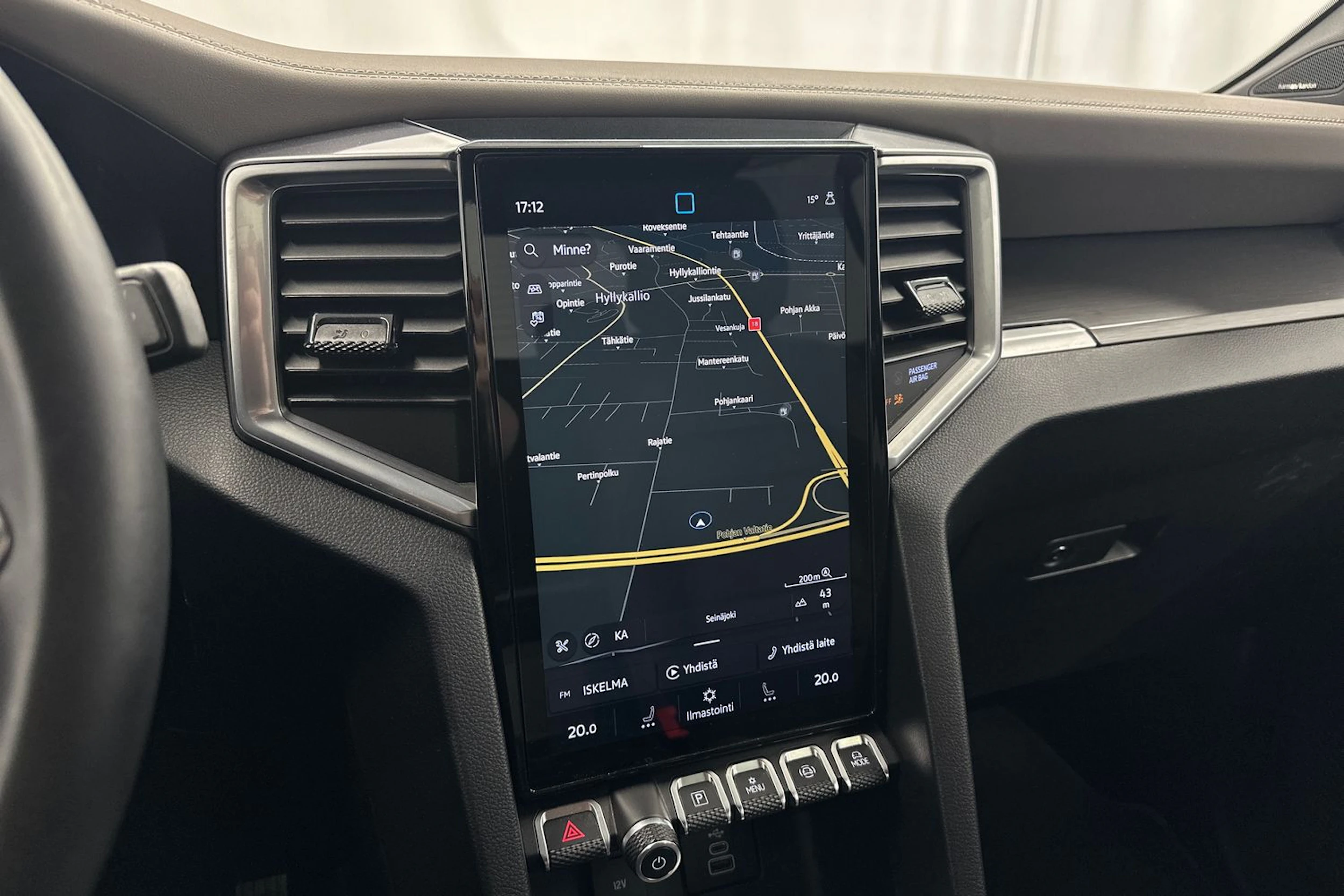 sininen Volkswagen Amarok 2024 kuva 15.