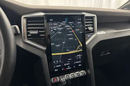 sininen Volkswagen Amarok 2024 kuva 15.