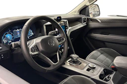 valkoinen Volkswagen Amarok 2024 kuva 3.