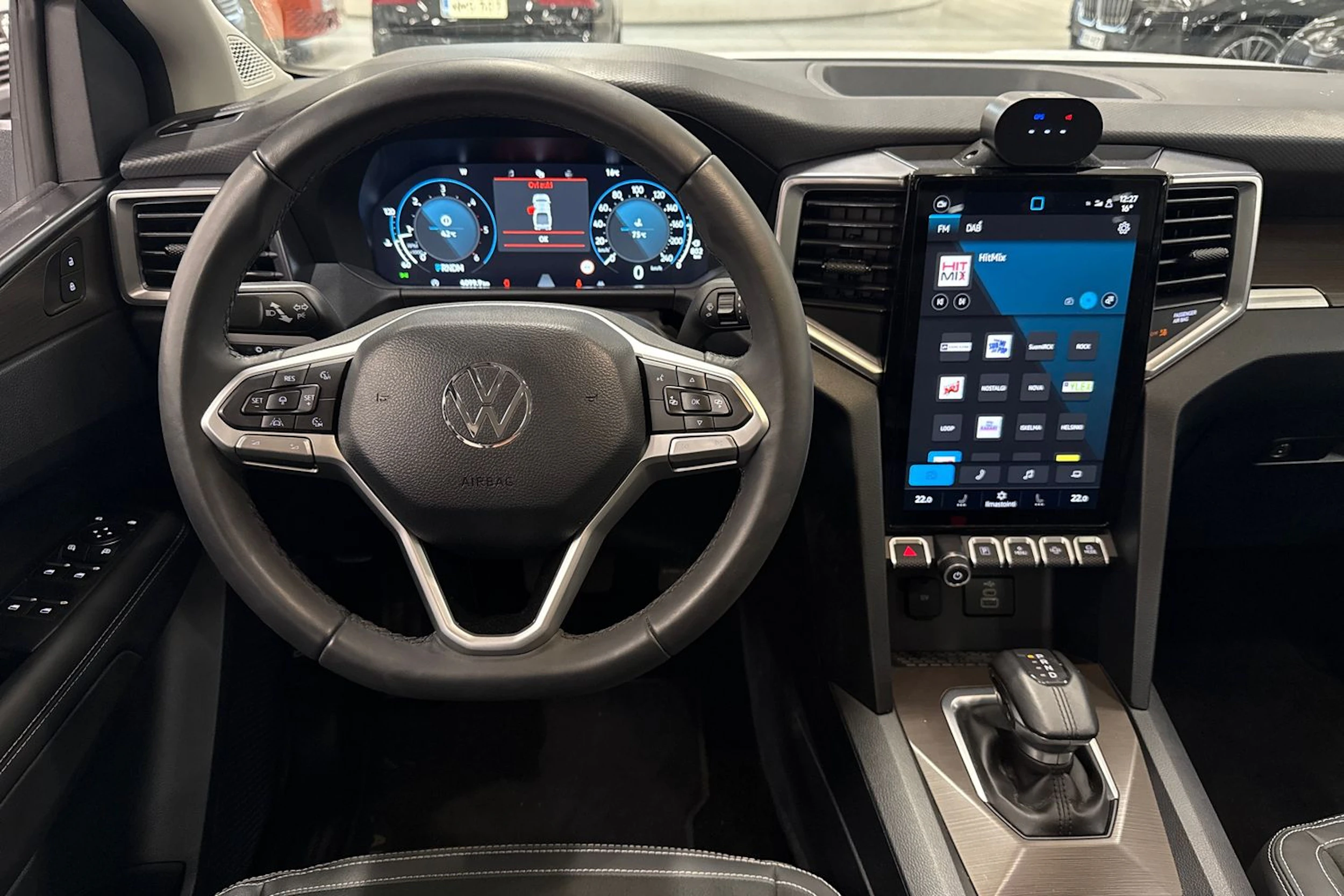 valkoinen Volkswagen Amarok 2024 kuva 4.