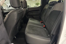 valkoinen Volkswagen Amarok 2024 kuva 6.