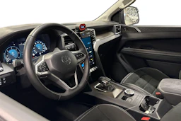 valkoinen Volkswagen Amarok 2024 kuva 8.