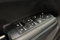 valkoinen Volkswagen Amarok 2024 kuva 21.