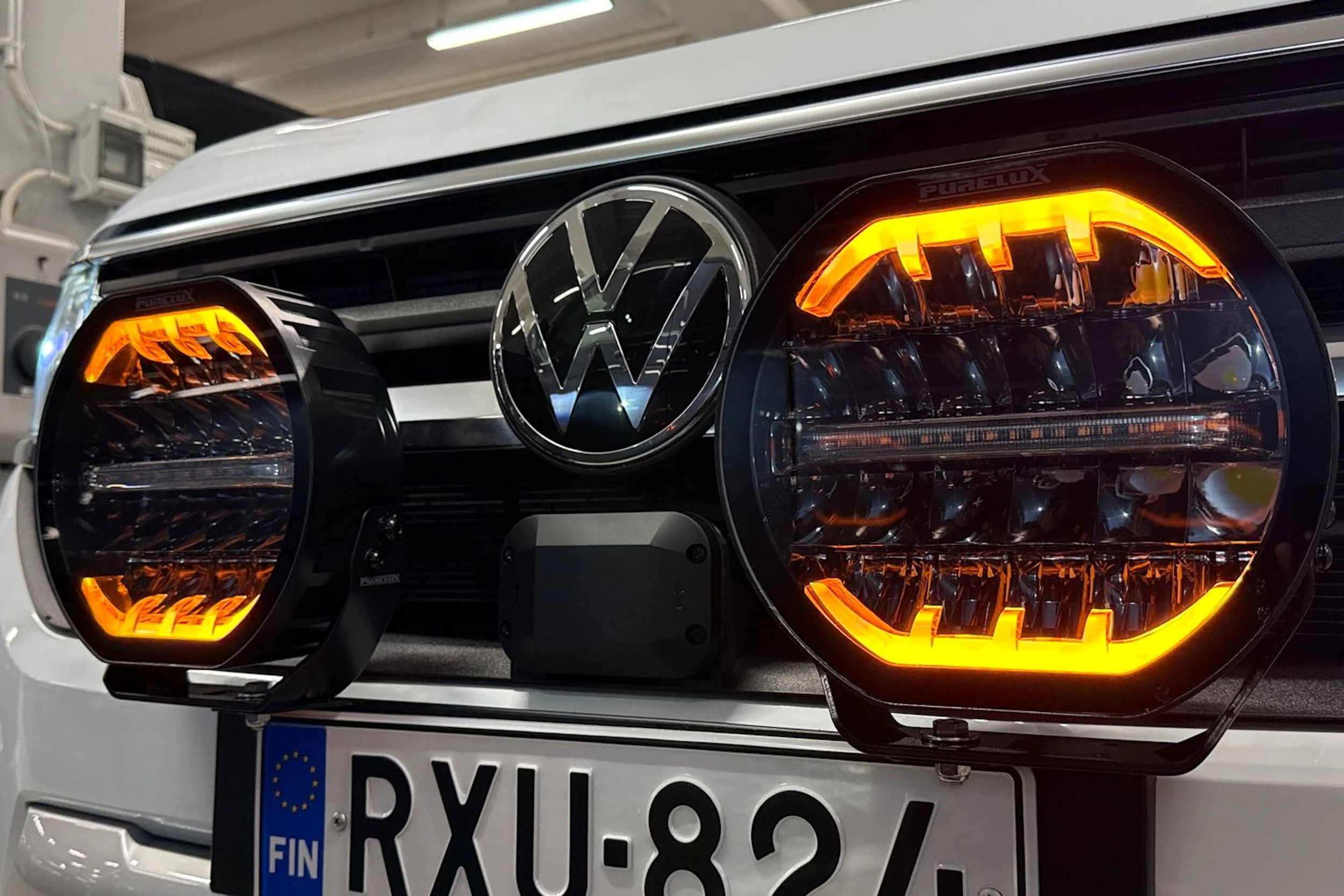 valkoinen Volkswagen Amarok 2024 kuva 30.