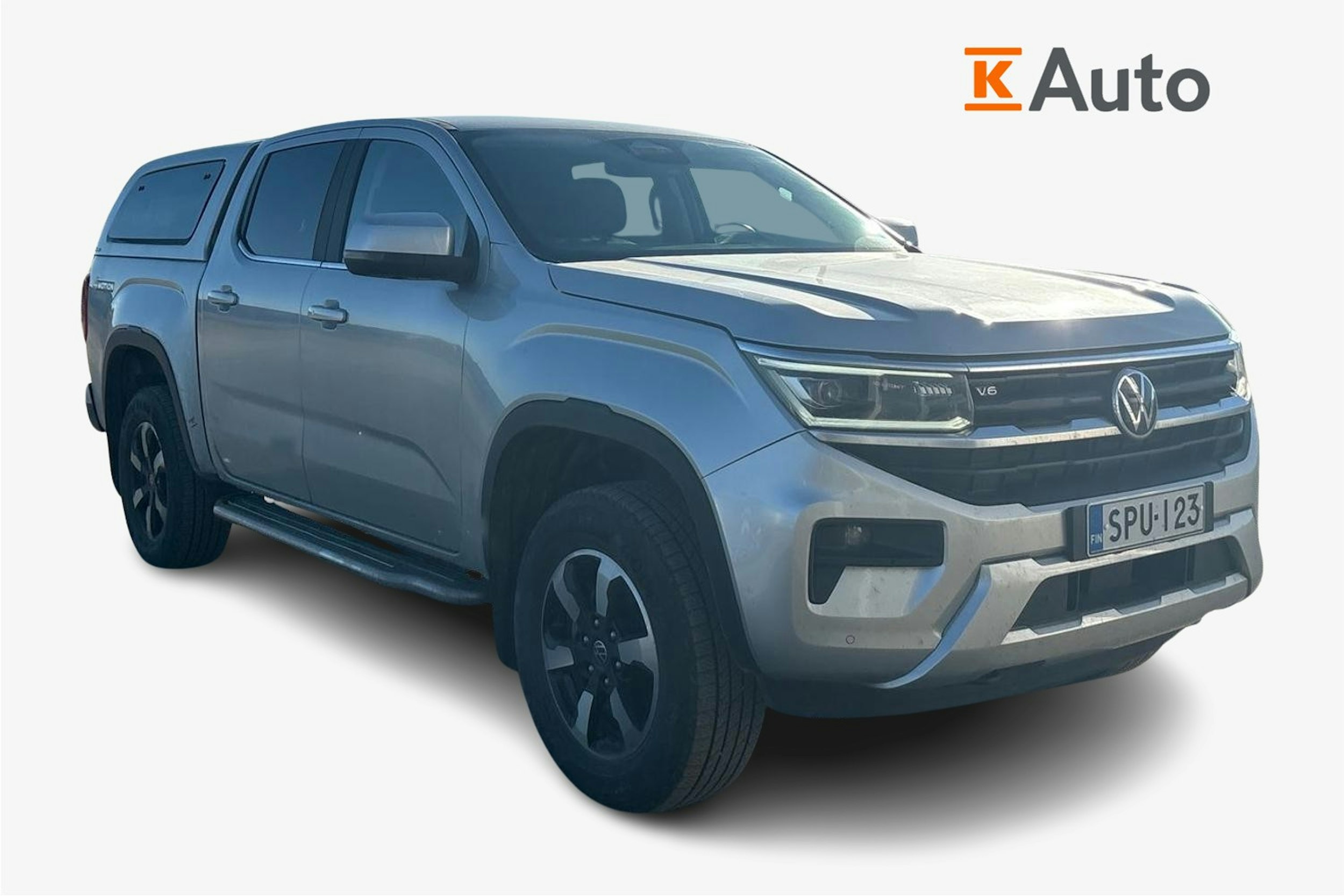 harmaa Volkswagen Amarok 2024 kuva 1.