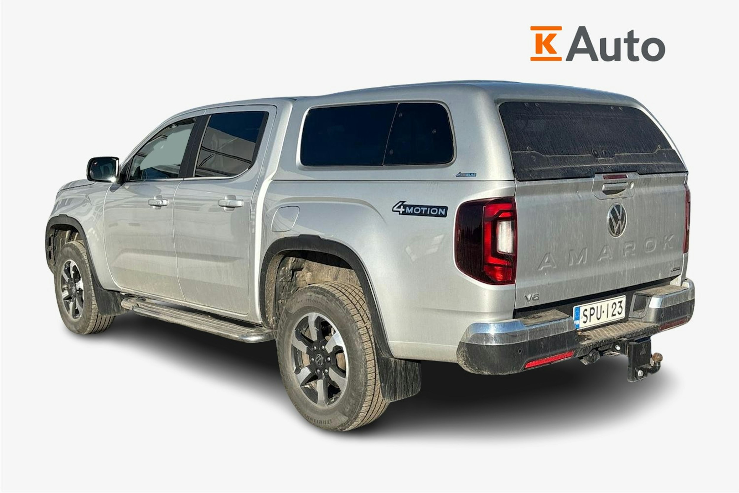 harmaa Volkswagen Amarok 2024 kuva 2.