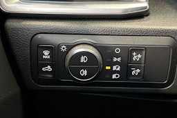 Musta Volkswagen Amarok 2024 kuva 28.