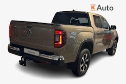 harmaa Volkswagen Amarok 2025 kuva 3.