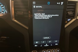 harmaa Volkswagen Amarok 2025 kuva 16.