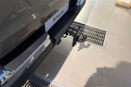 harmaa Volkswagen Amarok 2025 kuva 22.