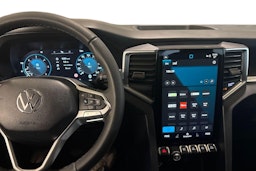 harmaa Volkswagen Amarok 2026 kuva 9.