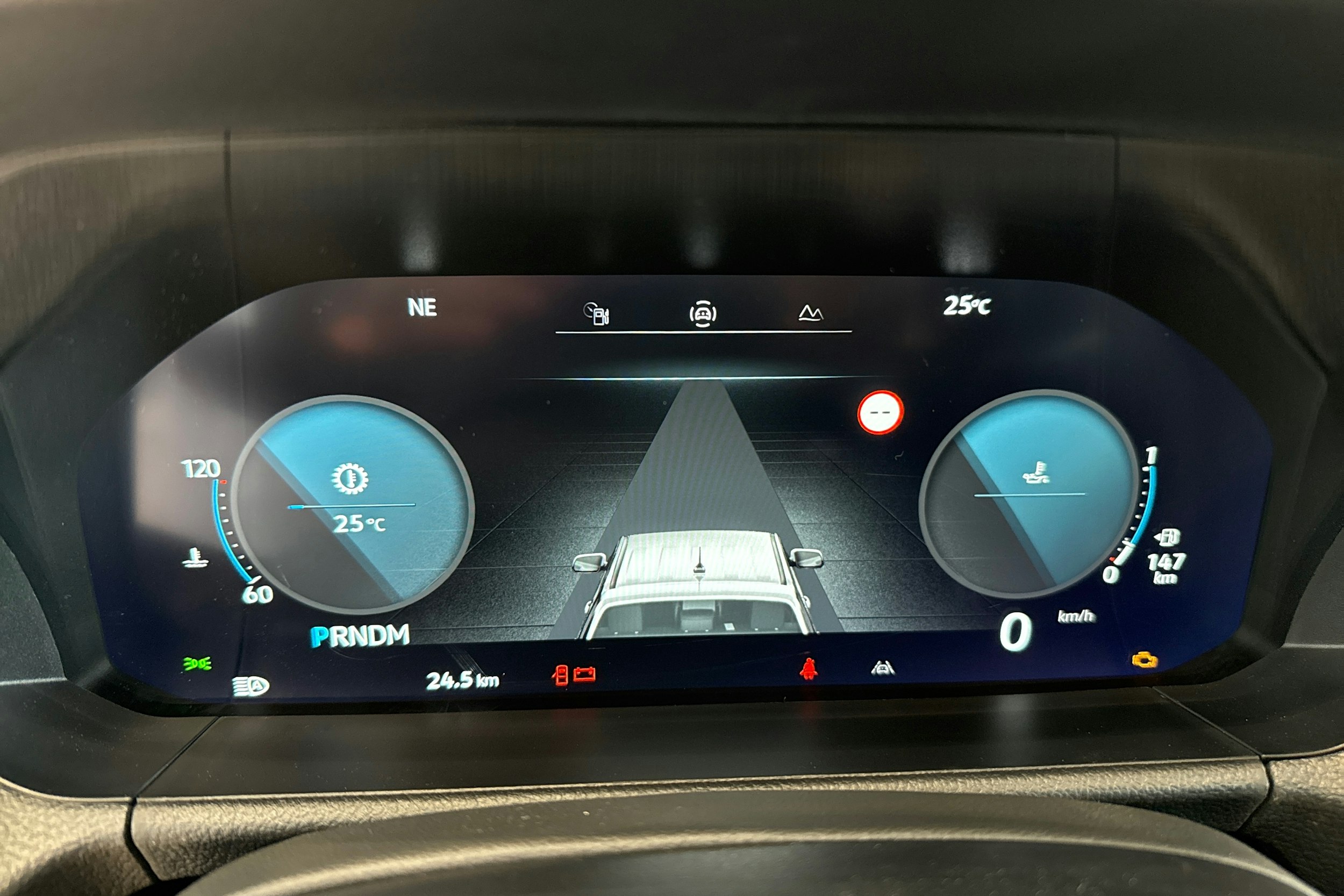 valkoinen Volkswagen Amarok 2025 kuva 18.