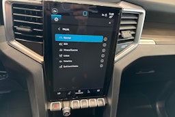 valkoinen Volkswagen Amarok 2025 kuva 22.