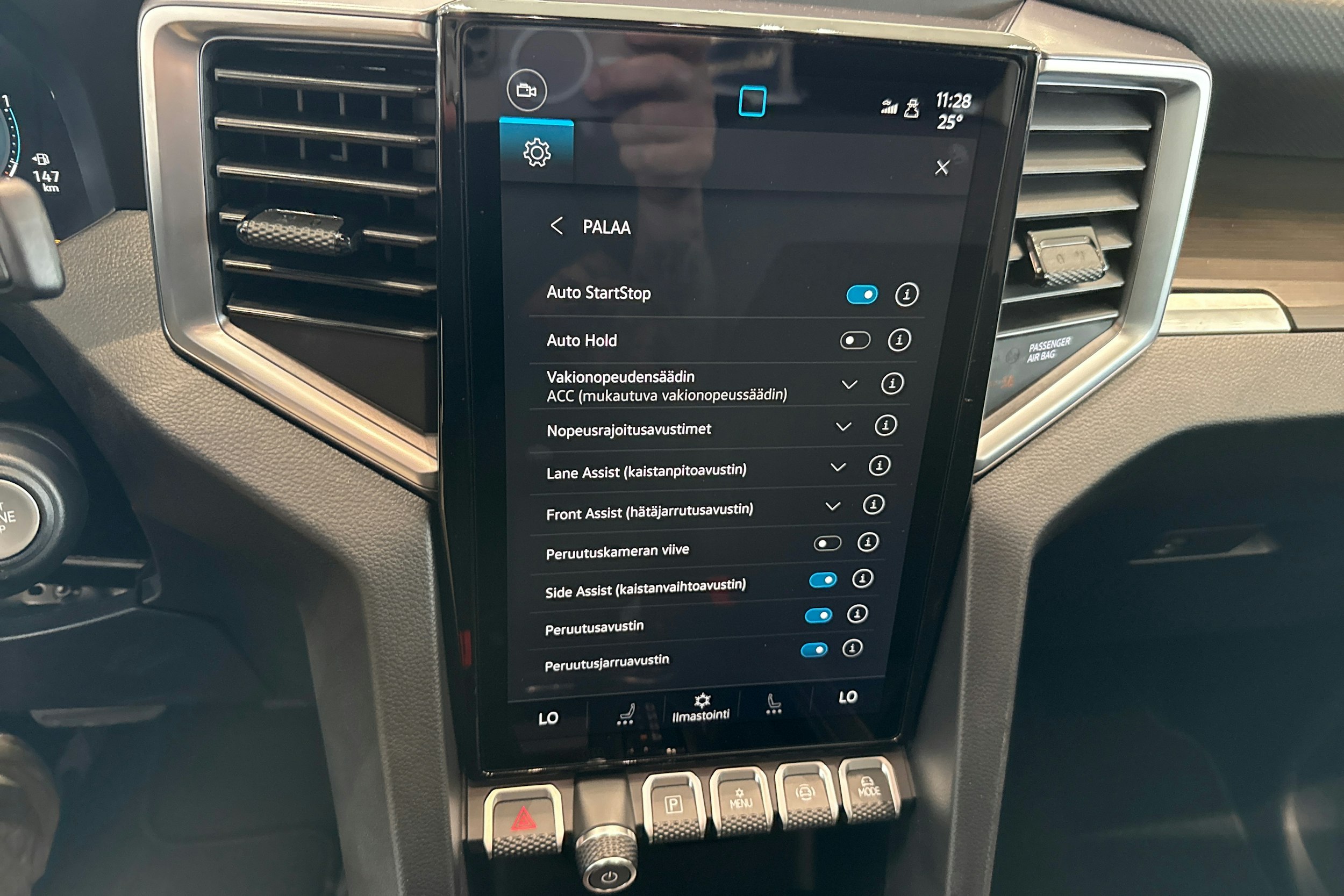 valkoinen Volkswagen Amarok 2025 kuva 23.