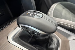 valkoinen Volkswagen Amarok 2025 kuva 24.