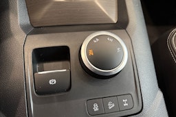 met. harmaa Volkswagen Amarok 2025 kuva 15.