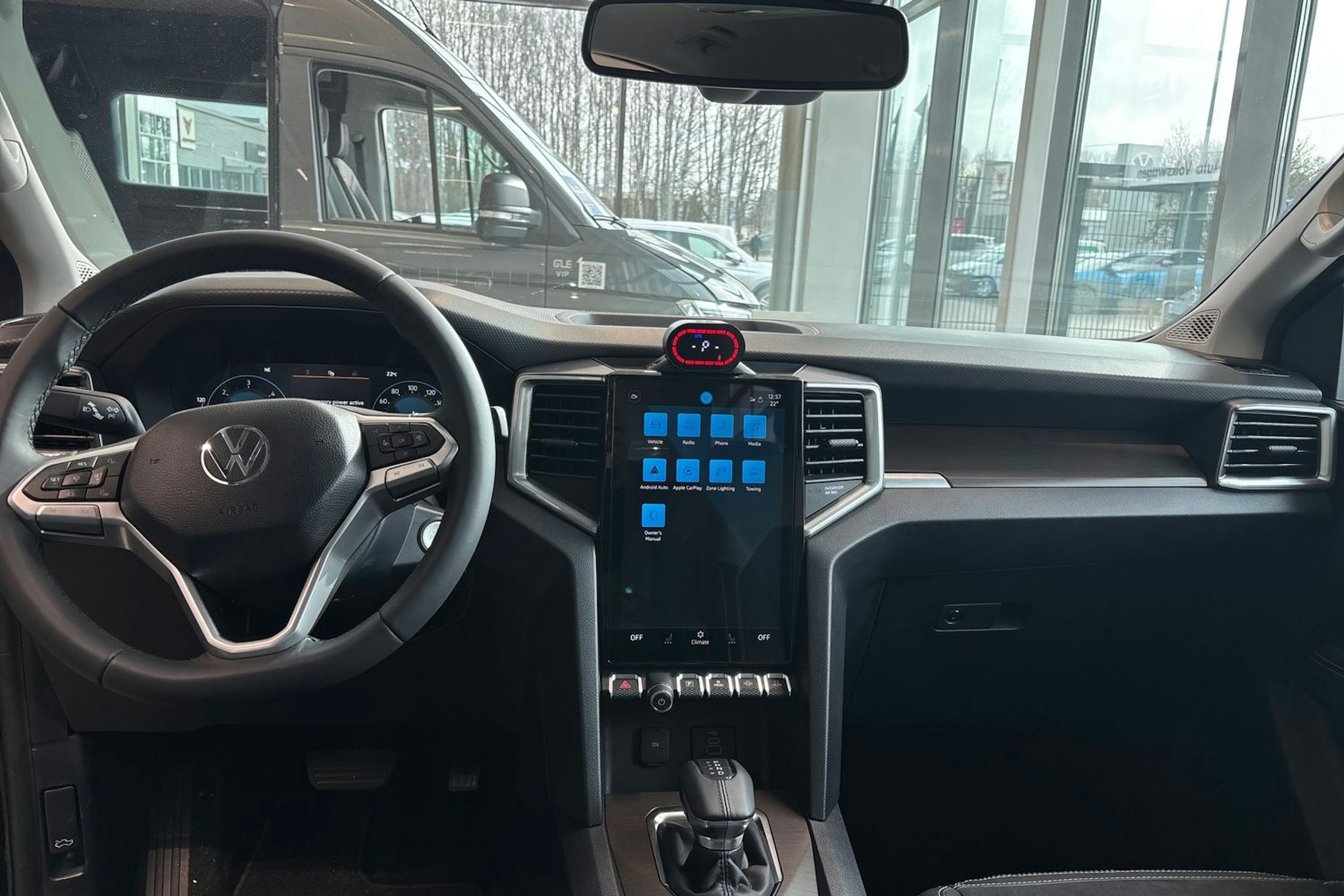 musta Volkswagen Amarok 2026 kuva 13.