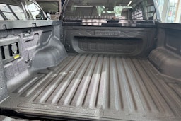 musta Volkswagen Amarok 2026 kuva 15.