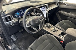 musta Volkswagen Amarok 2025 kuva 8.